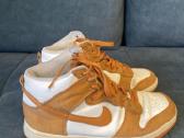 Nike Dunk High oranžiniai/balti sportbačiai - nuotraukos Nr. 2