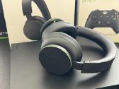 Xbox One X 1tb + žaidimai, ausinės - nuotraukos Nr. 3