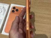 iPhone 17 pro orange mobilusis telefonas - nuotraukos Nr. 2