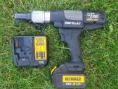 Dewalt Bosch Makita Panasonic Hilti - nuotraukos Nr. 2