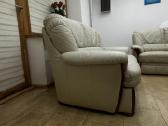 Labai tvarkinga natūralios odos dvivietė sofa - nuotraukos Nr. 3