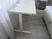 Ikea stalas ( Mittzon) - nuotraukos Nr. 4