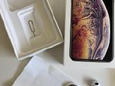 iPhone dėžutė ir Airtag ir ausinė - nuotraukos Nr. 2