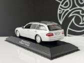 Mercedes Benz E klasė 1:43 - nuotraukos Nr. 9