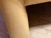 Trivietė šviesių garstyčių odinė sofa - nuotraukos Nr. 6