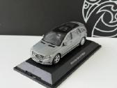 Mercedes Benz R W251 1:43 - nuotraukos Nr. 4