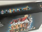 Lego® Icons Tudor Corner - nuotraukos Nr. 2