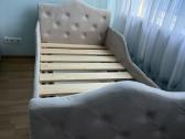 Kreminės spalvos veliūrinė paaugliška lova - nuotraukos Nr. 6