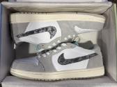 Visiškai nauji Nike Air Jordan 1 Low Se – 43 dydis - nuotraukos Nr. 4