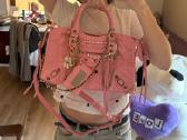 Selling a stylish pink faux leather handbag. - nuotraukos Nr. 3