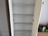 Spintelės virš WC - nuotraukos Nr. 2