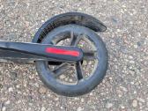 Ninebot Kickscooter es1 paspirtukas su defektu - nuotraukos Nr. 4