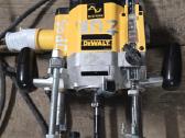 Profesionalus vertikalus frezeris Dewalt Dw625e - nuotraukos Nr. 3