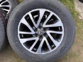 Nissan ratlankiai su naujomis vasarinėmis padangom - nuotraukos Nr. 2