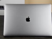Apple MacBook Pro A1990 15,4 labai gera būklė - nuotraukos Nr. 8