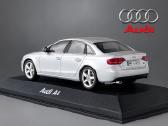 Audi A4 B8 1:43 - nuotraukos Nr. 4