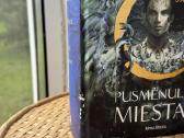 Sarah J. Maas Pusmėnulio Miestas 2 dalis - nuotraukos Nr. 2