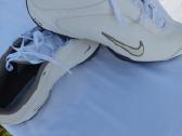 Mot kedai ,Nike" - nuotraukos Nr. 2