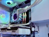 Rtx 5070/ Ryzen 7 7800x3d/ ddr5 2x16gb/ SSD 1tb - nuotraukos Nr. 4