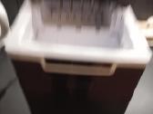 Parduodu ledukų gaminimo aparata - nuotraukos Nr. 4