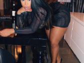 Sexy Black latina with pronounced curves - nuotraukos Nr. 2