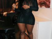 Sexy Black latina with pronounced curves - nuotraukos Nr. 6