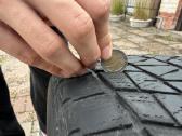 Padangos Bridgestone Blizzak 235/65 R17 - nuotraukos Nr. 2
