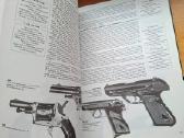 Knyga 1997m. Visi pasaulio pistoletai (rus) - nuotraukos Nr. 7