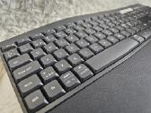 "Logitech K850" belaidė bluetooth klaviatūra - nuotraukos Nr. 2