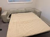 Parduodama kokybiška natūralios odos sofa-lova - nuotraukos Nr. 2