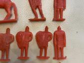 Kareiveliai tarybiniai plastmasiniai po 1€ - nuotraukos Nr. 3