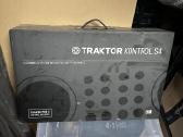 Dj pultas Traktor Kontrol S4 Mk3 Su priedais,ideal - nuotraukos Nr. 13