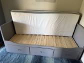 Ikea lova su čiužiniu - nuotraukos Nr. 2