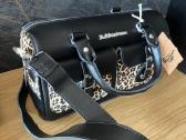 Nauja Dr. Martens rankinė - nuotraukos Nr. 9