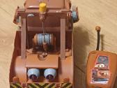 Didelė valdoma mašina Bruolis (Mater) iš „Cars 2 - nuotraukos Nr. 4