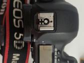 Canon EOS 5D III pilno kadro - nuotraukos Nr. 2