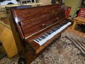 Dar visai geras pianinas Ryga su atvežimu - nuotraukos Nr. 10