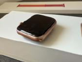 Apple Watch Series 5 44mm Gold Aluminum - nuotraukos Nr. 4