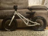 Early Rider Big Foot 12" balansinis MTB dviratis - nuotraukos Nr. 2