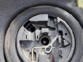 Bmw atsarginio rato kabliukas ir plastikas - nuotraukos Nr. 3