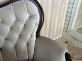 Vintažinio stiliaus klasikinė sofa - nuotraukos Nr. 3