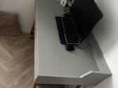 Rašomas stalas - nuotraukos Nr. 3