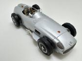 Mercedes-benz W196 1954 Silverarrow sidab 1:18 - nuotraukos Nr. 5