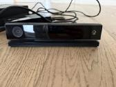 Xbox One konsolė, kamera, 2 pultais, ausinės - nuotraukos Nr. 2