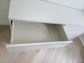 Balta Malm komoda iš Ikea su 6 stalčiais - nuotraukos Nr. 4