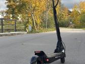 Parduodu gražu ir stilinga paspirtuką būklę 8/10 - nuotraukos Nr. 4
