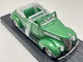 Ford 1937 Convertible žalia 1:18 Road Legends - nuotraukos Nr. 5
