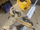 Dewalt stalas su skersinio pjovimo pjūklu - nuotraukos Nr. 3
