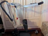 Keltuvas Invacare Isa Compact su 2 kėlimo diržais - nuotraukos Nr. 2
