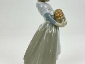 Nao by Lladro mergaitės su moliūgais statula - nuotraukos Nr. 8